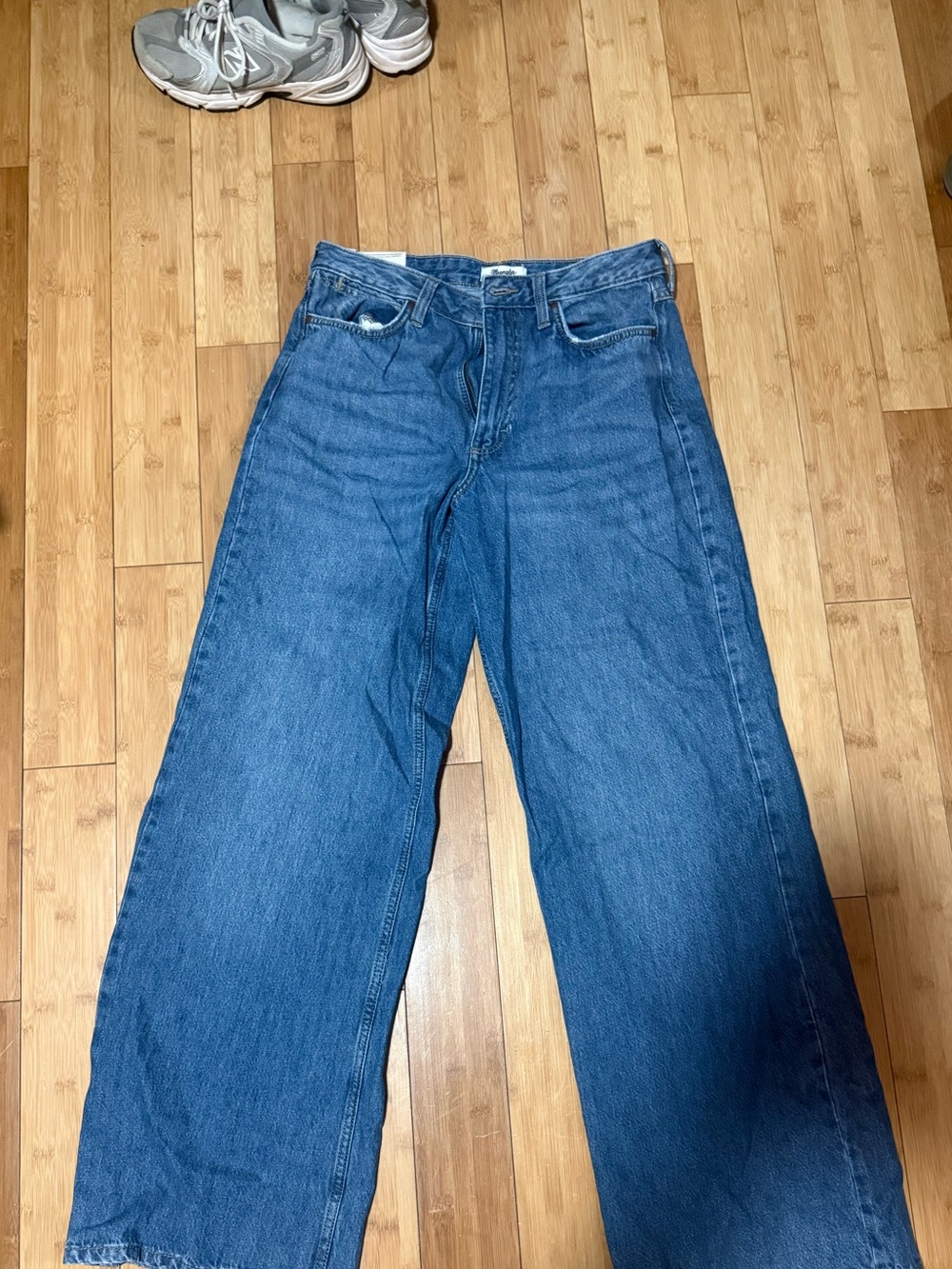 New Wrangler Women's Wide-Leg Jeans in Medium Blue Denim